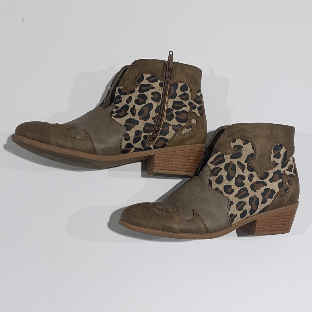 Leopard Pattern Ankle Booties - Brown